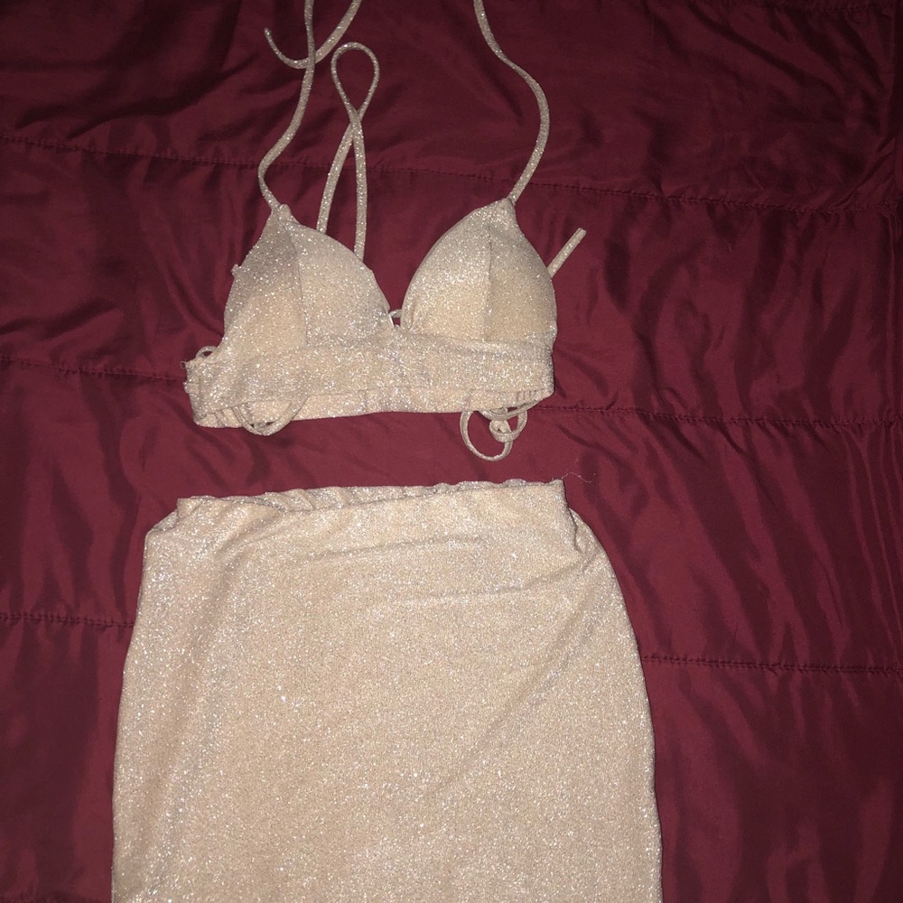 2 piece set - Picture 1 of 3